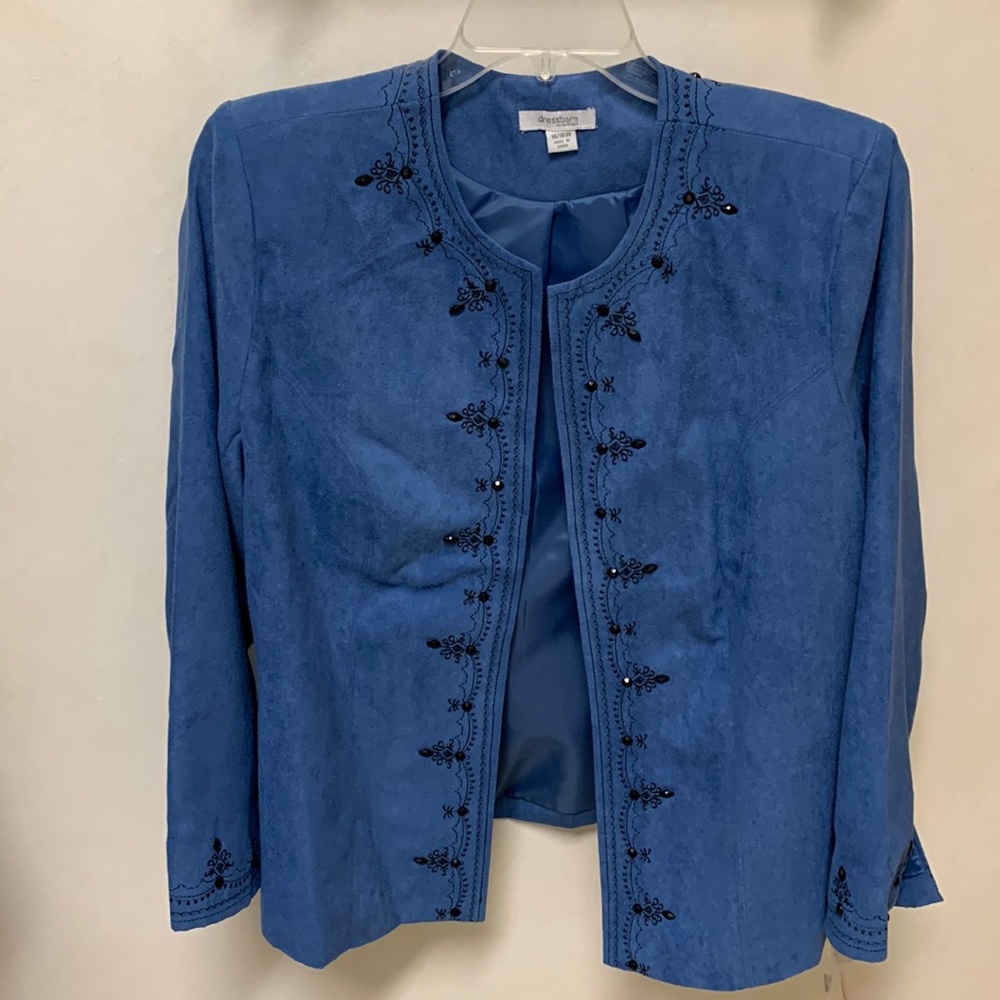 Beautiful NWT Size 14/16 Women’s Dress Jacket